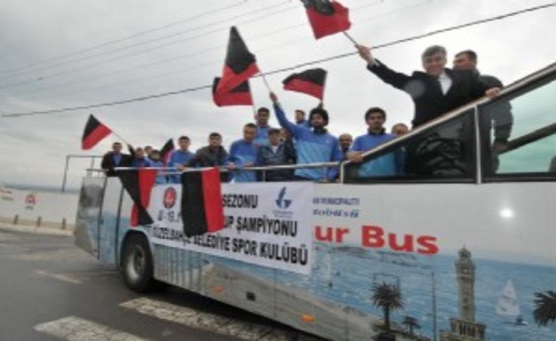 Şampiyon Güz-Güz şehir turu attı